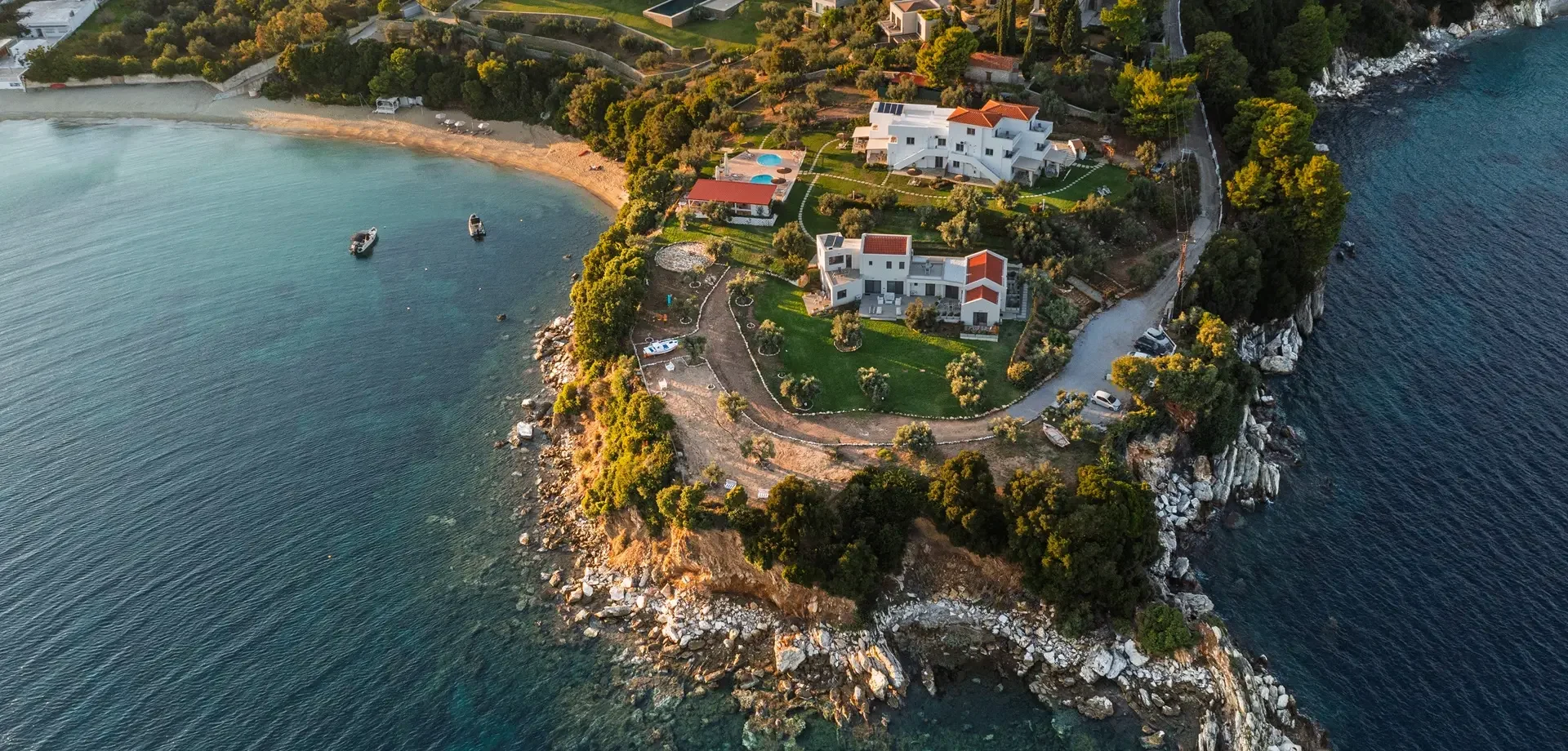 Cape Blue Suites - Achladies - Skiathos - Greece